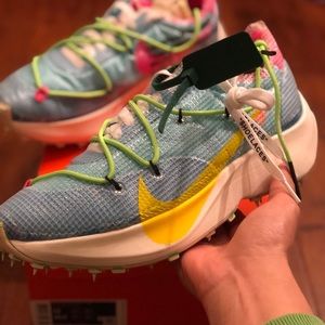 Nike off white vapor street